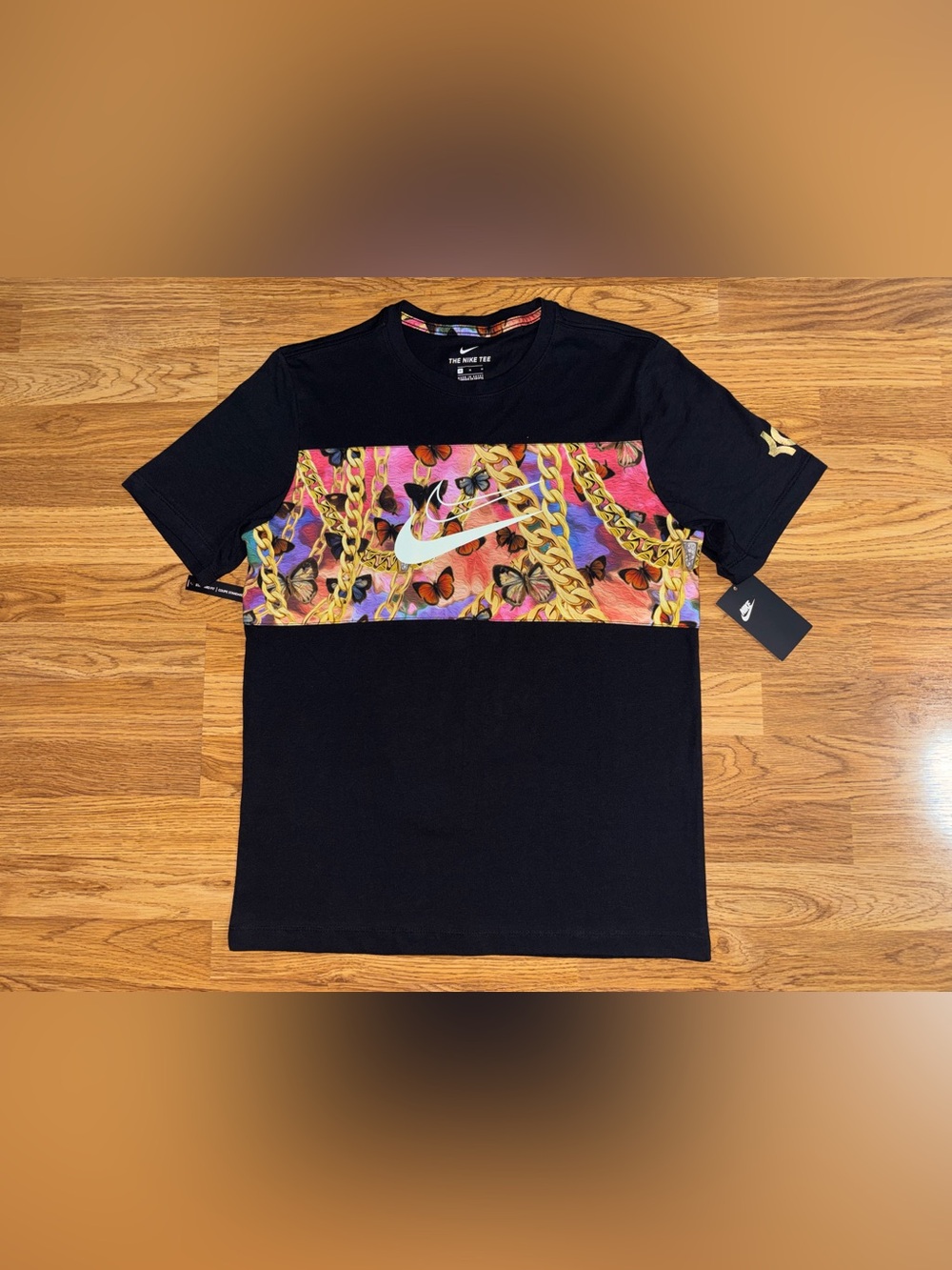 The Nike Tee T Shirt Kevin Durant Men’s Size Medium Black Butterflies Chains NWT